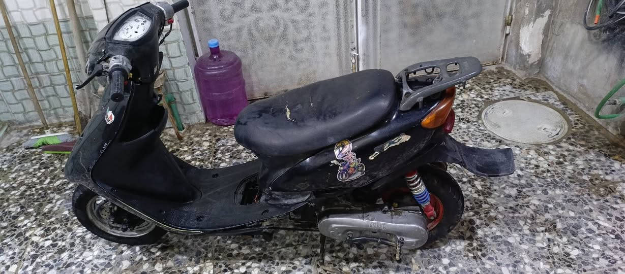 سلام عليكم دراجة عصفورية للبيع مكينة تخبل اكسن مكفول كلجات جدد دراجة مثل ما موضح بل صور مكاني الامين الثانية السعر 250وبيهة مجال بصيط لاستفسار اكثر مراسلة الرقم *********** موجود واتساب
