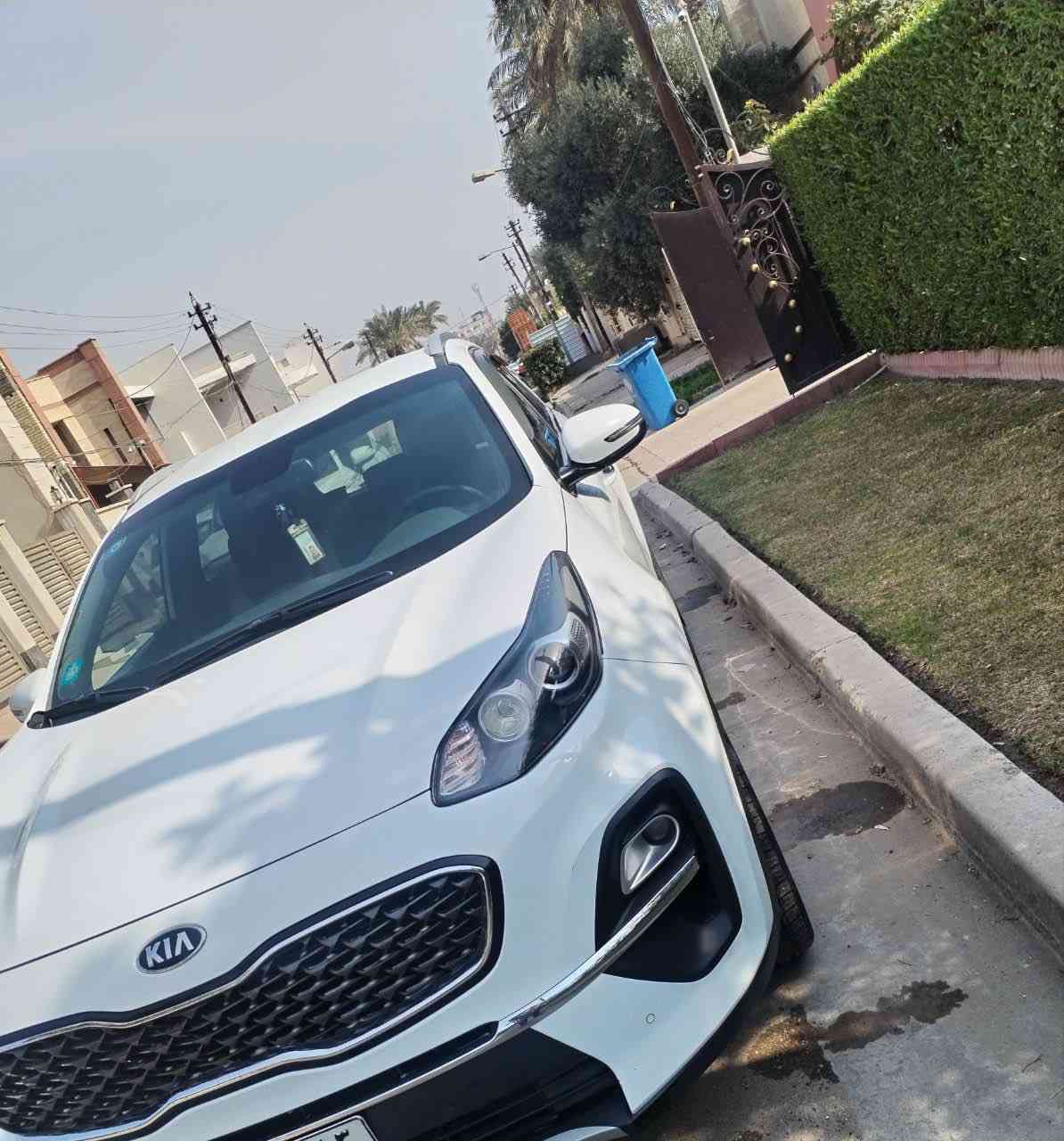 للبيع كيا سبورتج 2021 خليجي✅

سعرها ادخل ع رابط https://t.me/carssofiraq/15569

✅ الموديل: 2021
✅ المنشأ: خليجي
✅ اللون: أبيض لؤلؤي
✅ الممشى: 57,000 كم
✅ الحالة: ممتازة جدًا – استعمال شخصي
✅ العنوان: كلين تايتل
⚠️ ملاحظة: بيها رصعة خفيفة في الجام لغ (مو مؤثرة على الاستعمال)

⸻

🔧 المواصفات (حسب الفئة الشائعة):
 • محرك 4 سلندر اقتصادي
 • ناقل حركة أوتوماتيك
 • نظام مانع الانزلاق
 • شاشة وسطية مع بلوتوث
 • كاميرا خلفية
 • تحكم من المقود
 • جنوط ألمنيوم
 • تكييف قوي
 • زجاج كهرباء + مرايا كهرباء
 • أنظمة أمان (ABS – Airbags)
🚘 السيارة جاهزة للفحص والمعاينة
📍 المكان: بغداد
📞 رقم الهاتف: ***********
.
.

🚗اعرض سيارتك ع اقوى قناة تلكرام للبيع و شراء سيارات ادخل ع رابط 
👇👇
https://t.me/carssofiraq
