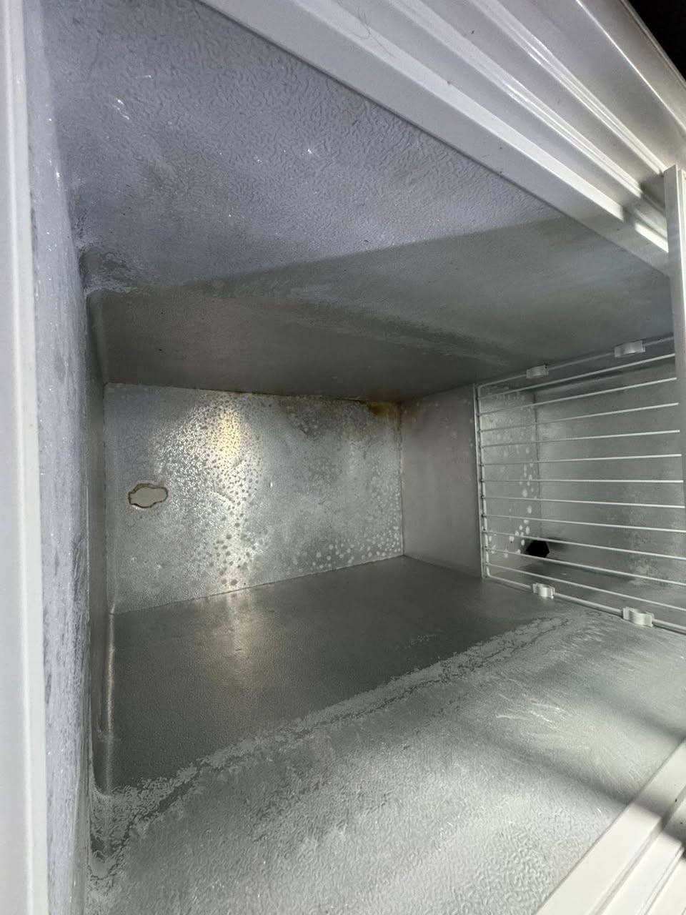 يالله السلام عليكم مجمدة استخدام بس موسم هذا  الشتاء والله اخذته 600
وهسه اريده 290 الف لتواصل ع الرقم المذكور في التعليق
