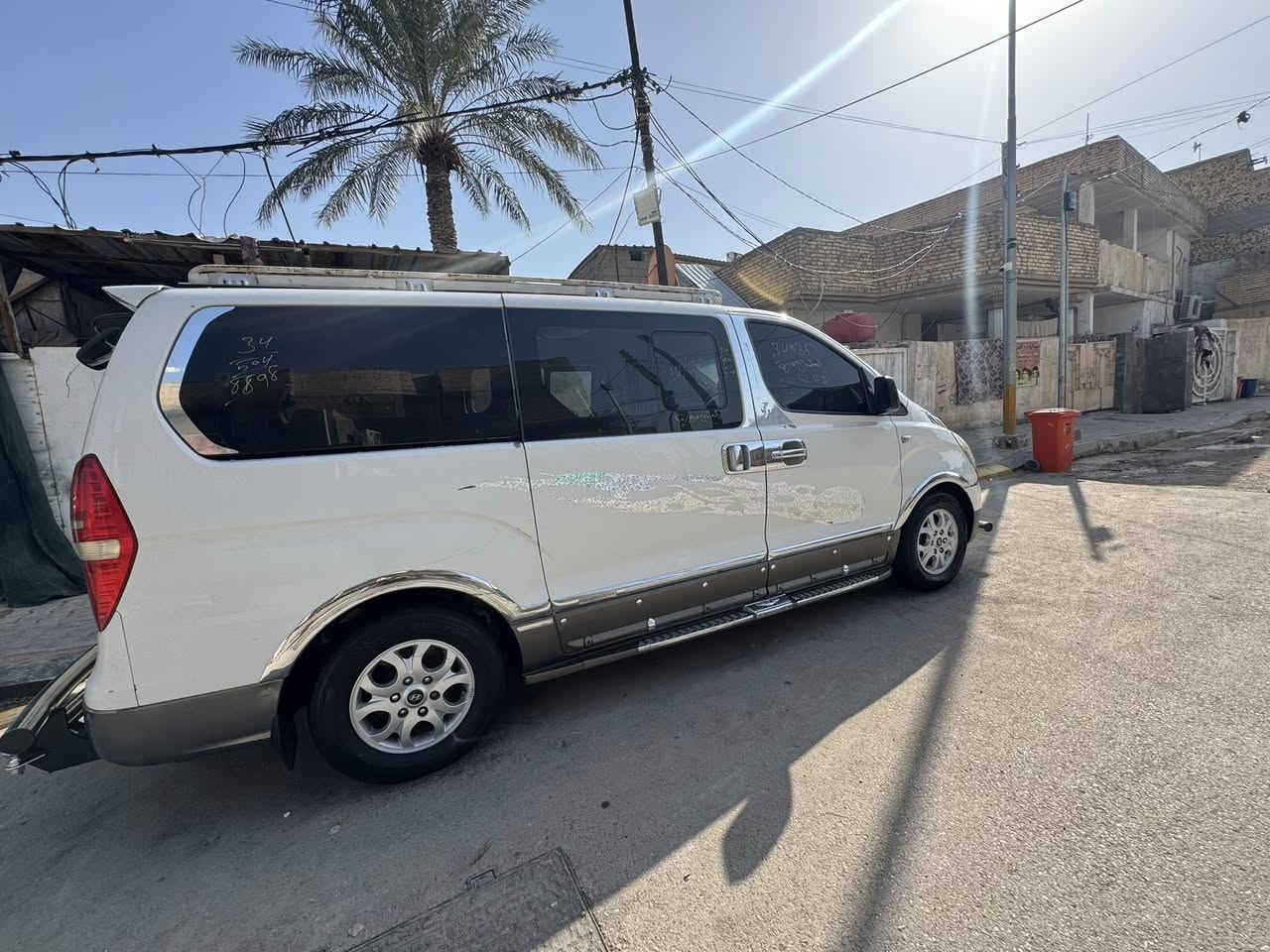 2010 سياحي محور سبلاين 12 اوتو كصه جديده جاهزه من كلشي ومصفره اما بالنسبه لظرر البيه اتصل وافهمك  او راسل خاص معروضه ب 155$ مكان سياره #الكوت 
***********
