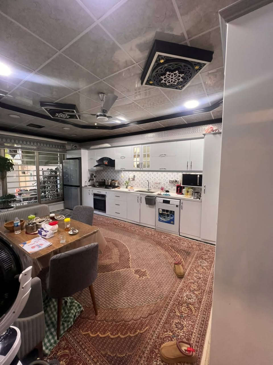 🔥🔥دار للبيع 🔥🔥 

  حي الصديق قرب شارع المشجر 🏠🏠

مساحة 333 متر واجهه 17 متر ✅

شارع تبليط 12 متر 🌹

اتجاه شروق تام 🌅

الدار مكون من طابقين 5 غرف نوم 🫶

مع حديقة 🧑‍🌾 

الدا محدث بالكامل يصلح للسكن 🥰

السعر خاص 💵

للاتصال ☎️

*********** 📞

***********📞

🔥🔥مكتب ياسر الحمداني لتجارة العقارات 🔥🔥

✅✅تابع الصفحة يصلك كل جديد ✅✅
