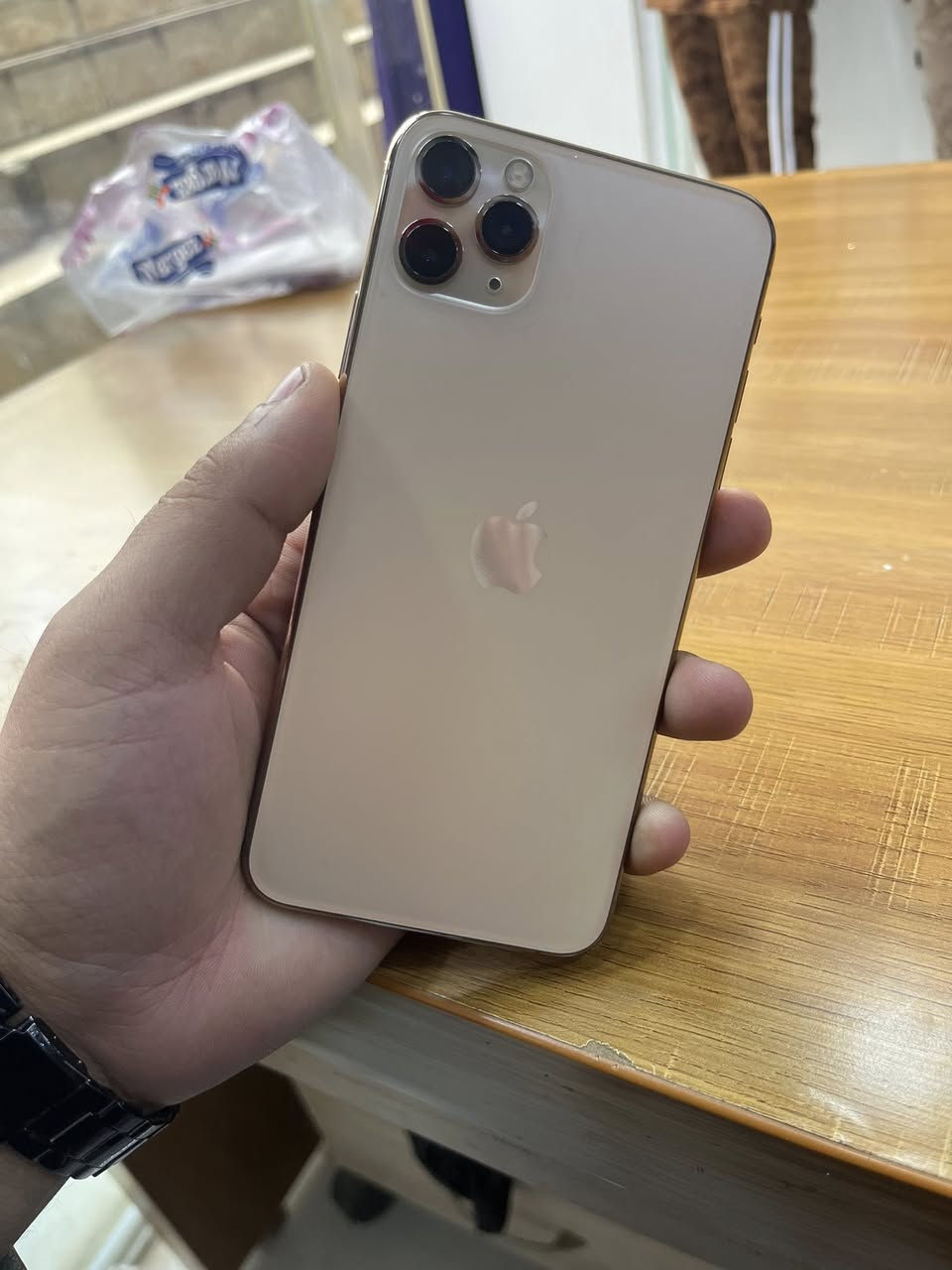 11 برو ماكس
مميز ذهبي 

دبل سيمza

ذاكر64

بطاريه فقط مكفول من جلخ 

270 وبي مجال حك الجيه

رقم ***********
