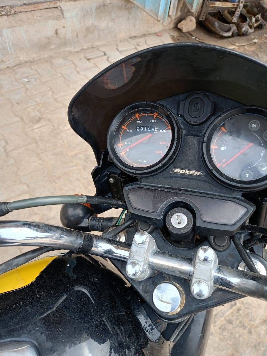 بوكسر 20 كفالة عامة اوراق بيهن 3 تالفات مكينة ناعمة وحلوة مكفولة من كلشي سلف كهربائيات كلة كاملة مكينة شرط شركة مال جناي مكاني الخالص السعر 750. وبية مجال لاستفسار ***********
