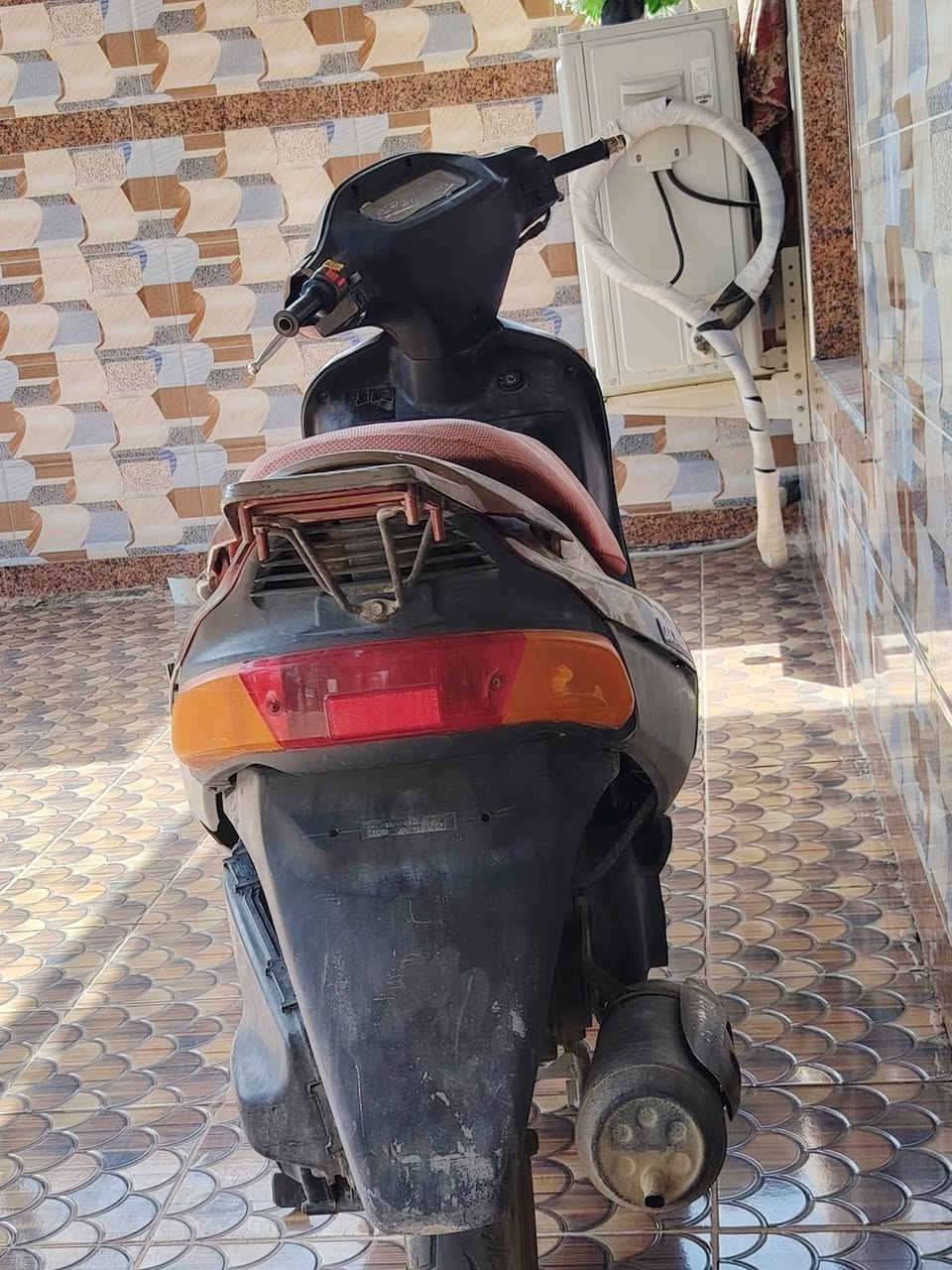 من رخصة الادمن 
دراجه للبيع جهازه من كلشي مفتوحه مره وحده تجفيت غراض كله أصلي كهربائيات الكل شغاله بس ملف شحن محترك ومخلي هندر وكله شغال السعر ٣٥٠ وبيها مجال المكان القرنه الثغر


**إذا كنت صاحب هذا الإعلان وتريد حذفه لأي سبب، رجاءا أرسل رسالة إلى الدعم الفني**