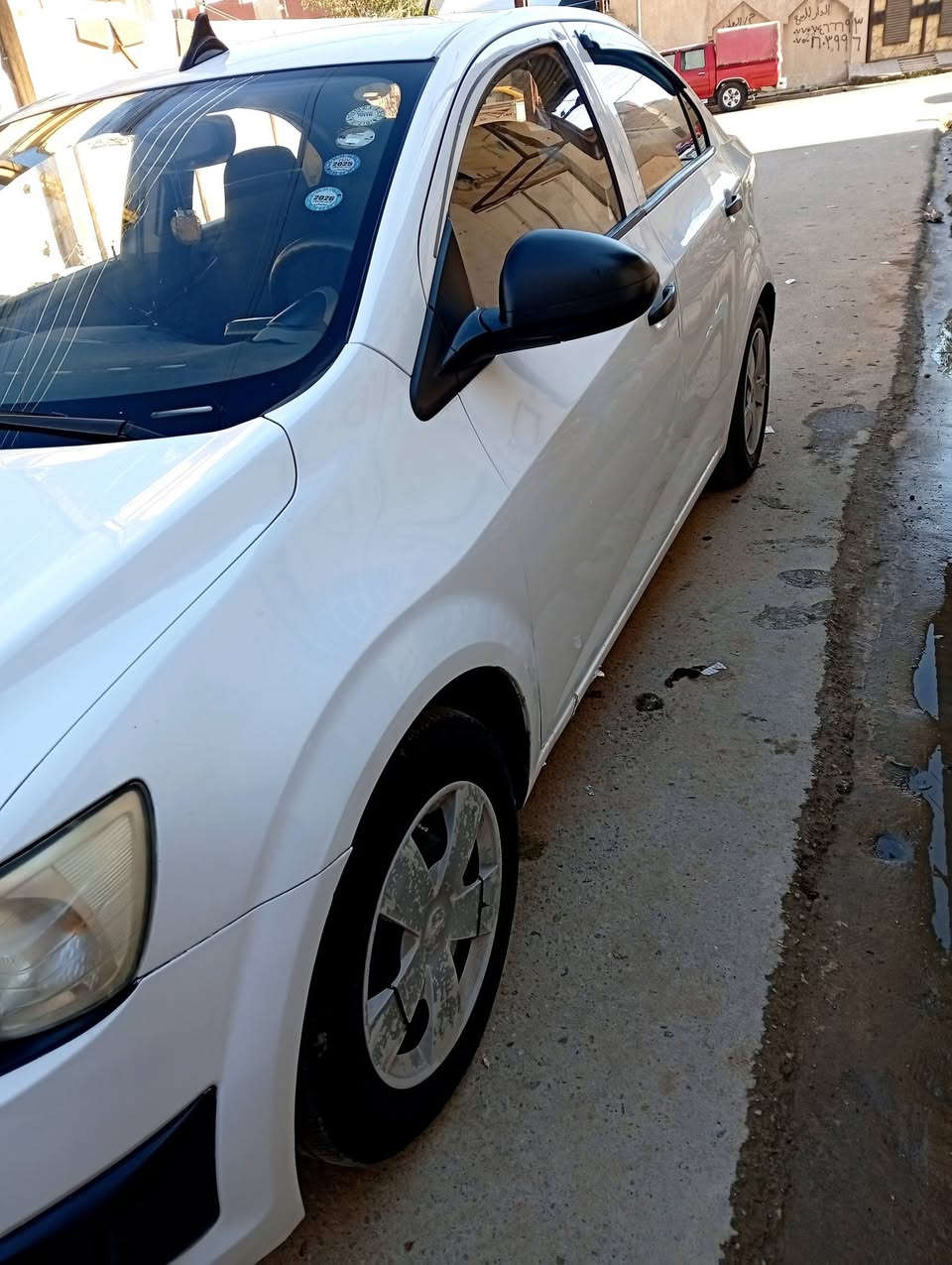 شوفرليت سونك 
موديل 12
حجم 16
المحرك و الگير شرط
🚫الضرر جاملغ خلفي صبغ+تبديل باب خلفي
شرط التحويل 
بيها كوبون
السعر 62 وبيها مجال
مكان السيارة موصل ايمن
*********** واتس
