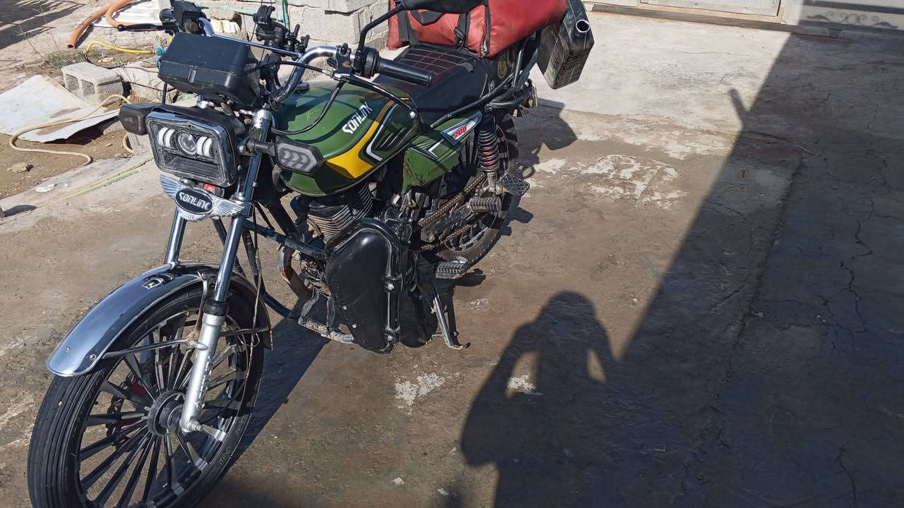 دراجه سونلينك2025 للبيع
كهربائيات كلها شغاله تايرات جدد الدراجه خير من الله ما ناقصها شي بالحقيقه انظف من الصوره 
***********
