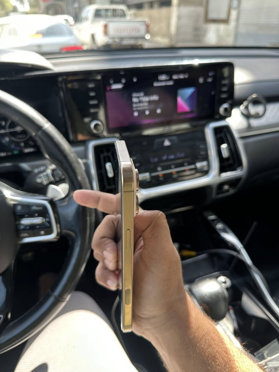 السلام عليكم 16 برو ماكس
الجهاز بعده بل ضمان وبطاريه 100‎%‎
بي فقط السماعه وشه محلقاته موجوده
مكاني بغداد ***********
رابده مليون و100 بي مجال بسيط
