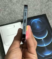 آيفون 12 برو ماكس • بطارية ٨٣٪ • بدون تبديل