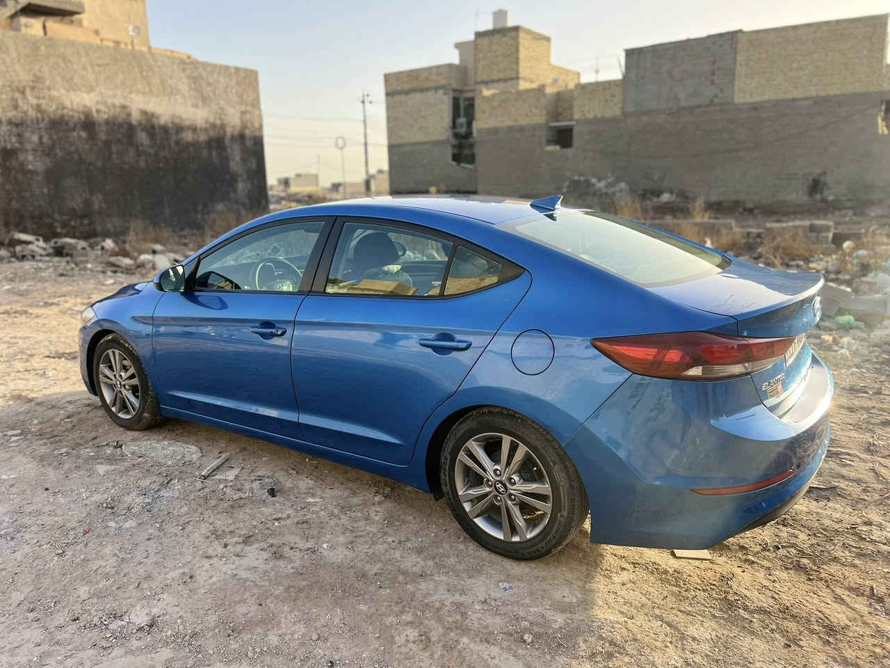 السلام عليكم
النترا 2017 وارد امريكي محرك 2000 دوش ناقل الحركة ( الكير ) AT المرغوب فول لمتد عده الفتحه بصمه ابواب لدات ترحيب شاشه كبيرة تحكمات كشنات تدفه شاشه اعطال كامره حساسات جانبيه ٣ وضعيات قياده بعد بيها مواصفات حادث قطعتين بدون صبغ جاملغ وبنيد وبارد بسيط الباب خلف سكن سيارة مابيها صبغ سنويه 2030 سعر ١٢٨ عنوان بغداد للاستفسار 
متوفر واتساب ***********
