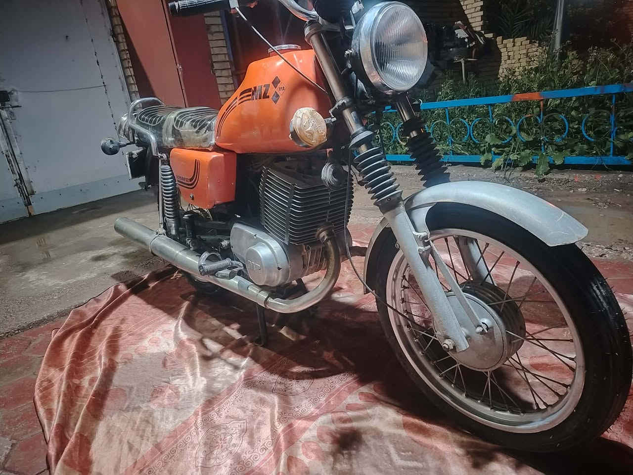 سلام عليكم ماطور 82 البيع التفاصيل الاتصال ***********
