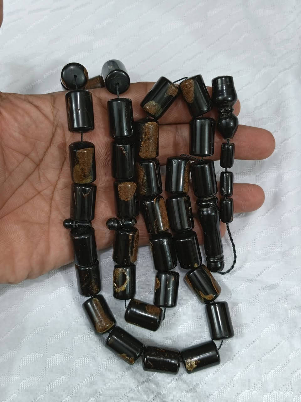 محبين ليسر لخشن ١٣٥غرام ليحب يتفضل خاص أو اتصال ***********
