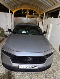 اكورد 2024 sport ماشيه 78000 كيلو حادثه بسيط بارد جاملغ خلفي وباب هم ب...