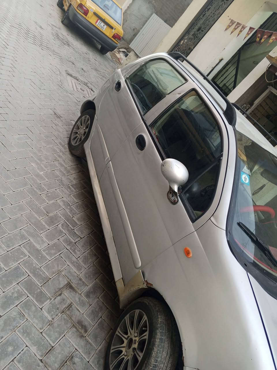 كيكو للبيع سياره مكفوله كير مكينه صدر جديد كهربائيات كلها شغاله مكان الاعظميه ملاحضه شرط تحويل ***********
