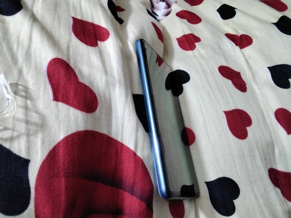 سامسونج A52 فول مواصفات بصمته عشاشه
ما مفتوح الجهاز نضيف بلادي 
ذاكره 256 
كله شغال مابي اي خلل كامراته حلوه نته قوي شحنه يطول يومين معالجه قوي صوته عالي السعر 150 قفل من الاخير
العنوان مدينه الصدر بغداد, العراق


**إذا كنت صاحب هذا الإعلان وتريد حذفه لأي سبب، رجاءا أرسل رسالة إلى الدعم الفني**