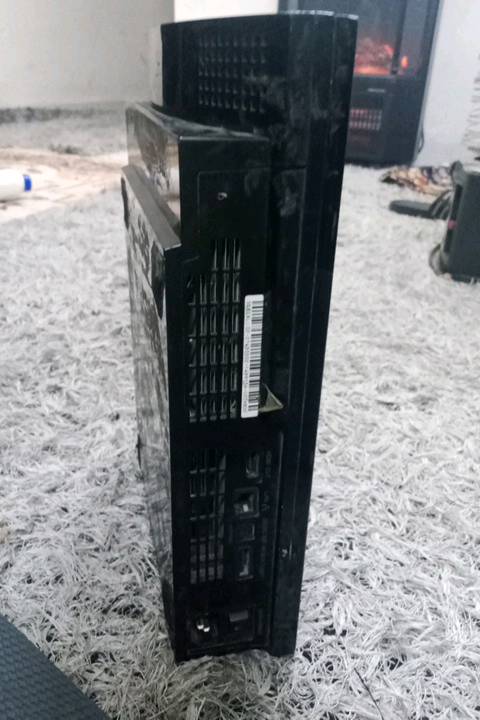 كوم حديد انته حضك اني تاركه شهرين 
 مكاني بغداد رستميه قرب بغداد جديده
