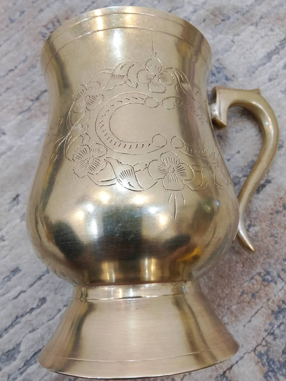 طلاء فضة 🌹🇮🇶 عتيقة 🌹🇮🇶 حجم كبير 🌹🇮🇶 وزن ثقيل 🌹🇮🇶 نقوش وزخرفة 🌹🇮🇶 مختومة 🌹🇮🇶
السعر 15 الف @إشارة


**إذا كنت صاحب هذا الإعلان وتريد حذفه لأي سبب، رجاءا أرسل رسالة إلى الدعم الفني**