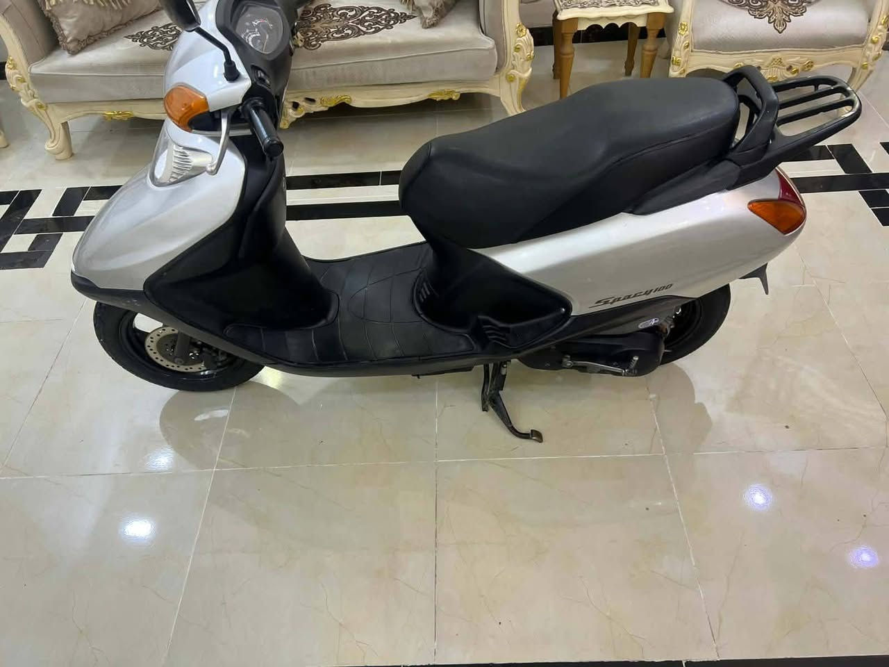 #السلام_عليكم_أخوتي_الغوالي
#مال_مزاد_شرط_رمبه 
# هوندا سبيسي ياباني أصلي 🇯🇵👍
 #شرط الضمان 💯💯
#بعده بحالة الوكاله فول نظافه مكفول 
#نظافه فول 💯💯👍                                                          كوت خاجيه شارع ٤٠ رقم هاتف فقط ***********
