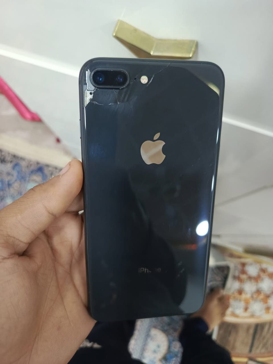 ايفون 8 بلاص.
ذاكره 256 

بطاريه 100 مستبدله اصليه 

بصمه شغاله ما مبدل اي قطعه بيه فقط بطاريه 

مراوس او بيع  سعر. 145 الف 

ناصريه الحبوبي ***********
