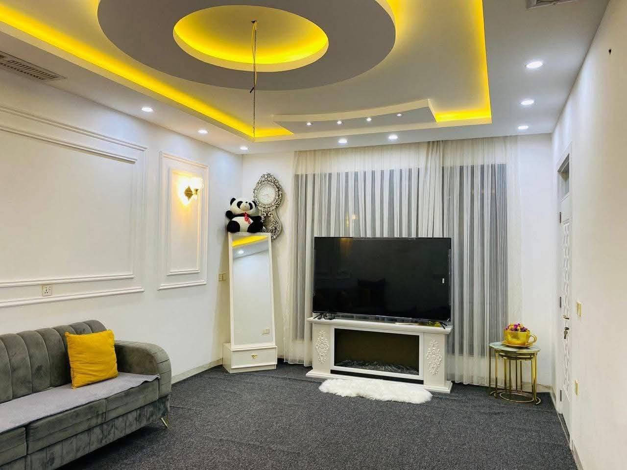 بيت مؤثث للبيع في مجمع لاوان ستي
المساحة :- 200م طابق واحد 
تدفئة + مكنسة مركزية 
يتكون من :-
2 غرف نوم | استقبال | هول | مطبخ + مطبخ عمل  | مجموعة صحية 
السعر : https://t.me/ahmadmuftah199
 ***********
***********
11/30
