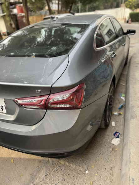 السلام عليكم ماليبو موديل 2023 السياره كلين بس باب بيها صبغ السياره جديده جدا LT بصمه شاشته أبيل كار بلي كامره كشن السايق كهرباء لد امامي ولد خلفي محرك 1500 تربو ماشيه 113الف  السعر 13400 دولار للاتصال ***********
