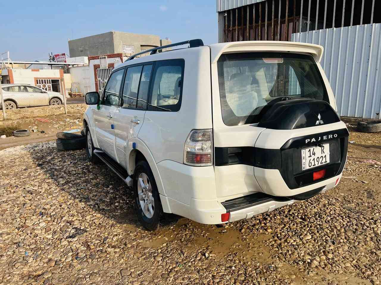 باجيرو 2016وارد خليجي محرك3500 رقمهه بصره مشروع وطني السياره مكفوله كفاله عامه من كل النواحي ما عدا بارد شبر بالبنيد وشبر بالجاملغ السياره على وضعية الشركه لاتبديل ولاصبغ ولا رش ولا تكحيل السياره سعرهه175 بيها مجال بسيط للاتصال والاستفسار الاتصال على الرقم ***********
