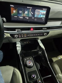 للبيع سورنتو 2024 جديده مكفوله مواصفاتها بانوراما بصمه كير موس سته سلن...