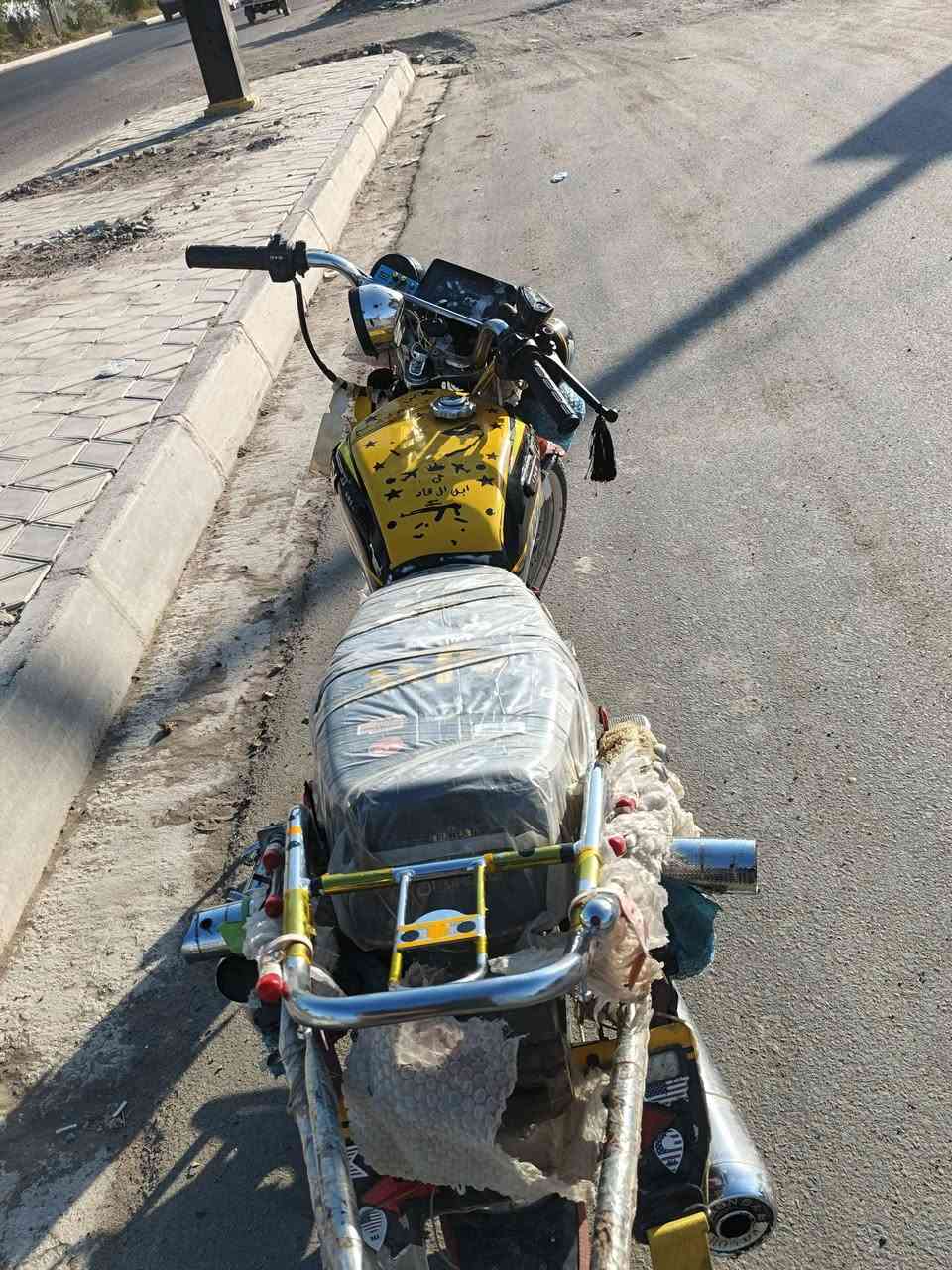 سلام عليكم دراجه تايكر لبيع موديل 24 كفاله عامه ما بيهه نقص لسعر 650 وبيهه مجال قليل مكاني تقاطع لقدس ***********
