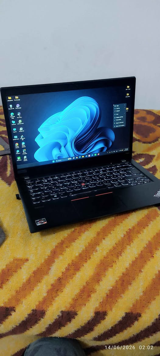 💻 لابتوب قوي ونظيف للدراسة والألعاب الخفيفة
Lenveo 
🔹 المعالج: Ryzen 5 PRO 4650U 2.10 GHz
6 أنوية / 12 مسار
أدائه يعادل تقريبًا Core i5 جيل 12
🔹 الرام: 8GB RAM (ستوك)
🔹 الخزن: 256GB SSD
🔹 كرت الشاشة: AMD Radeon Graphics (مدمج)
يشغل ألعاب مثل GTA V و FIFA بإعدادات زينة
🔹 الشاشة: 14 إنج
حجم عملي وخفيف للحمل
🔹 الكيبورد: كيبورد ضوئي درجتين
مناسب للدوام والدراسة بالليل
🔹 مناسب: الدوام، الدراسة، البرمجة، التصفح، وألعاب خفيفة

السعر: 425 الف
الرقم:  *********** واتساب فقط كربلاء, العراق
