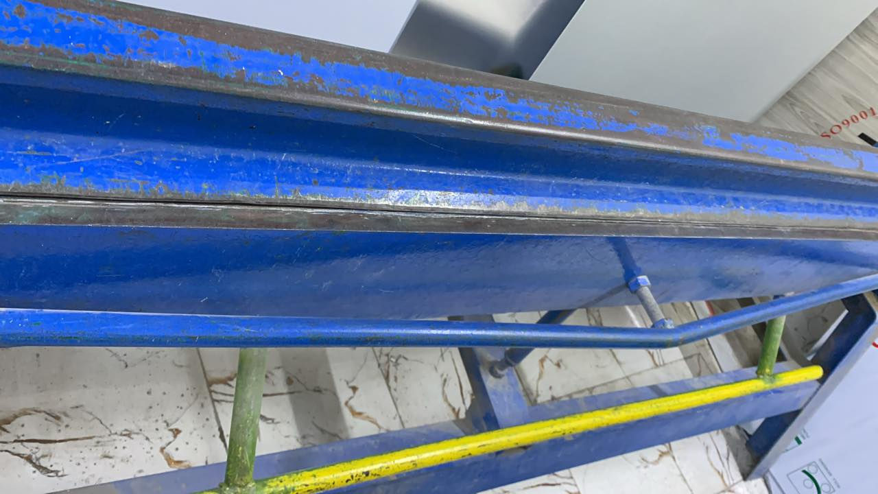 السلام عليكم معواجة للبيع المكان كربلاء. شارع الروضتين ***********
بيها لحيم وسكينة بيها عواج تحتاج تصفير 
السعر ٧٥٠ الف
