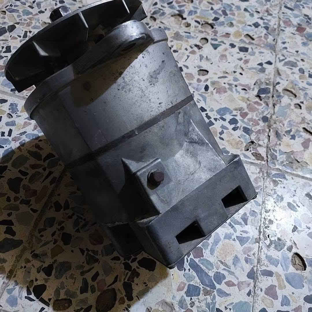 اسلام عليكم دينمو كريدر 12Gللبيع امريكي ***********
