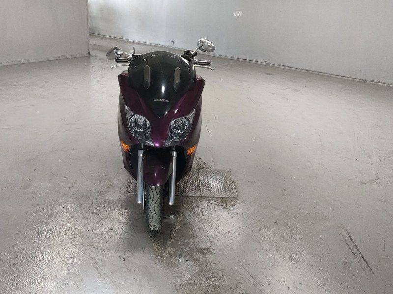 للبيع صفر عشره . جديد جديد توني مطلعه من المعرض
فول مواصفات مزوده وكامله ماشيه 6 الف فقط .
السعر ٢٤ بيه مجال ..
***********
