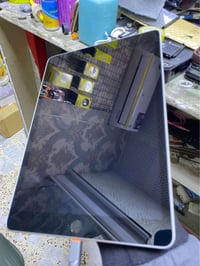 ايباد ٩ • ٦٤ • شخط فوك