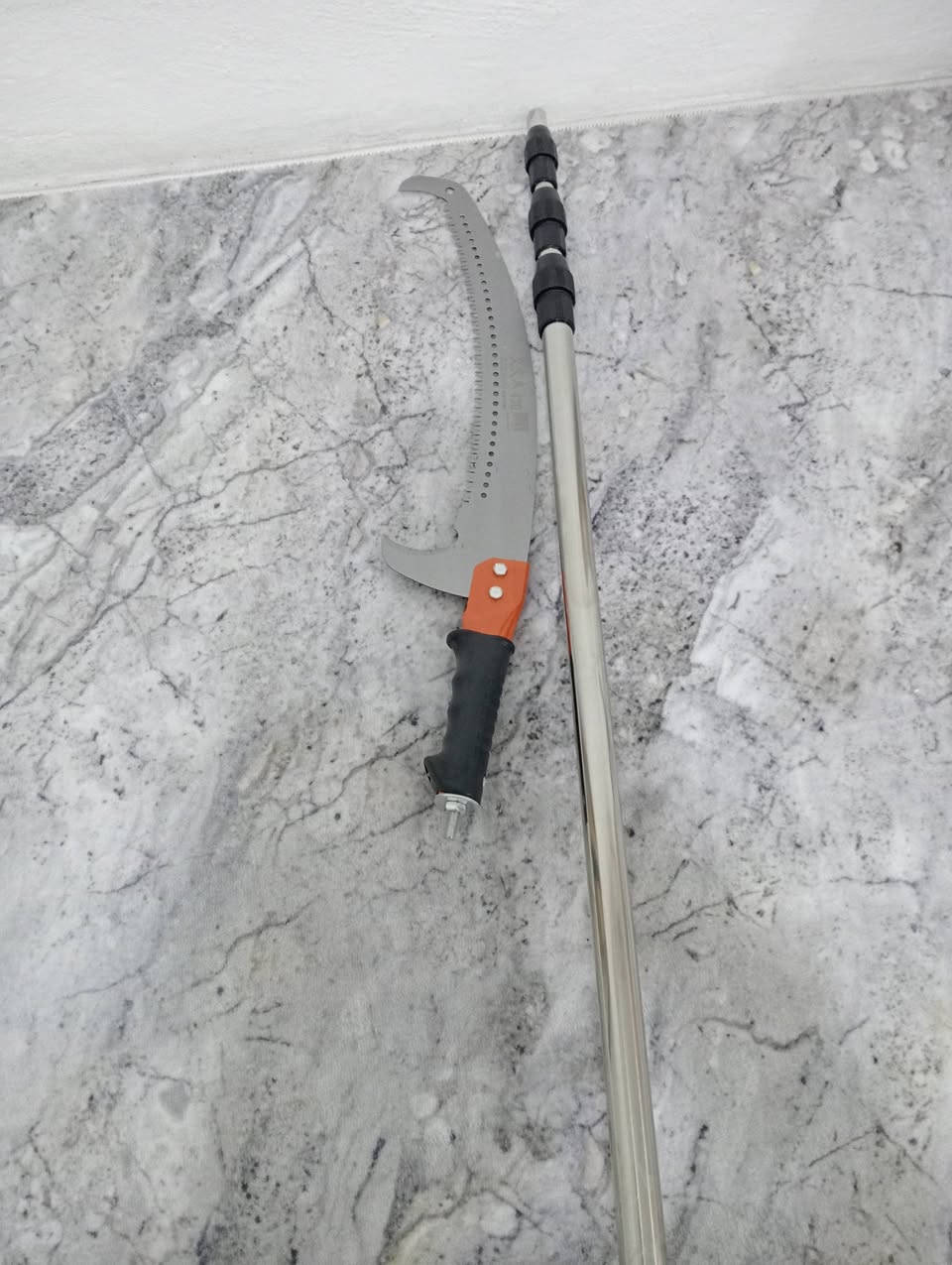 منشار تركيب عليه عصى يصير طول اكثر من 3 متر يفيد جماعة مزارع او حدائق


**إذا كنت صاحب هذا الإعلان وتريد حذفه لأي سبب، رجاءا أرسل رسالة إلى الدعم الفني**