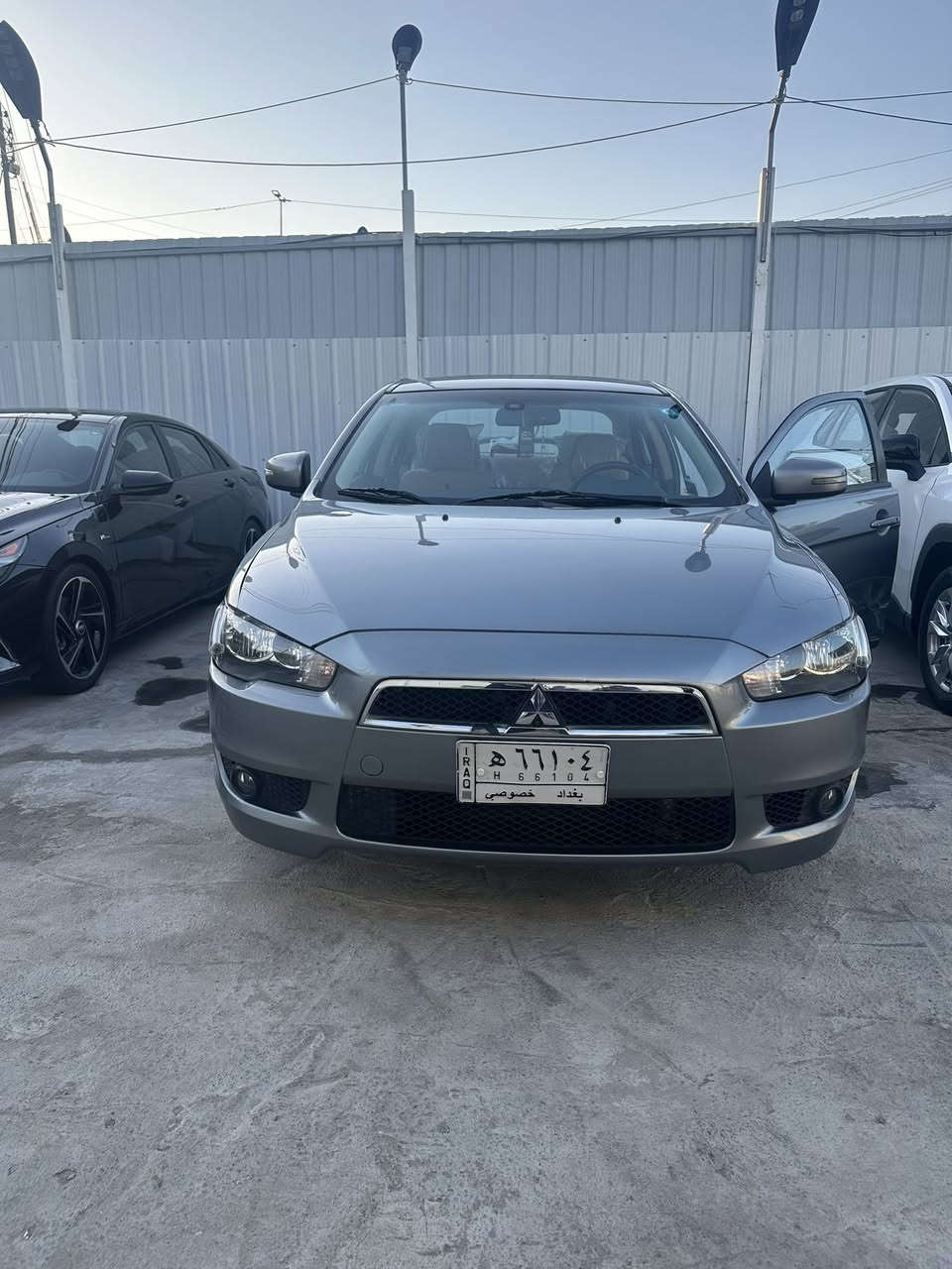 سلام عليكم
مسيو بوشي 
لانسر 
موديل :٢٠١٦ 
السياره كفاله عامه 
ماشيه:٦٦ آلاف حقيقي 
السياره فول 
سويجين 
ويل كب
كامره خلفيه 
تحكمات ستيرن 
فتحه 
حساس خلفي 
اشاير مري 
لايت اوتو السياره خير من الله 
وكفاله  حته ل سبير مانازل لا بارد لا صبغ 
السعر : ١١٠ ورقه 
الرقم : ***********
مكاني بغداد الشعب شارع لأسواق
