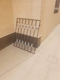 حداد لحام مصري متنقل متواجد بالكراده داخل اللي يريد   شغل  خادم  تحيات...