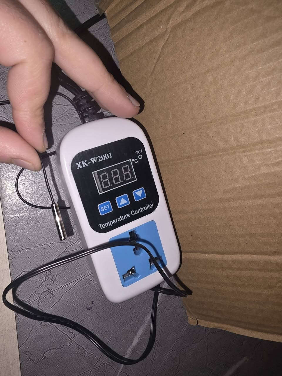 جهاز تحكم حراري تحدد الحرارة المطلوبة ومن يوصل للحرارة يفصل يفيد بالفقاسات واحواض الاسماك وهواية امور  ٩ قطع ابيعهن شلعة انطيني سعر وبالعافية


**إذا كنت صاحب هذا الإعلان وتريد حذفه لأي سبب، رجاءا أرسل رسالة إلى الدعم الفني**