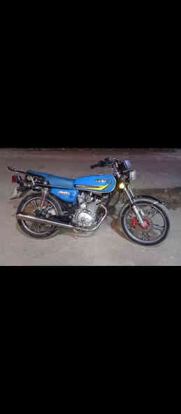 سلام عليكم  شباب دراجه ايراني 5كير موديل 23 نضيفه 85 بل 100 محرك150 سيڤان دراجه اوراق اصولي منافس سعر750 بيه مجال  للشراي مكان بغداد ناحيه الوحده ***********
