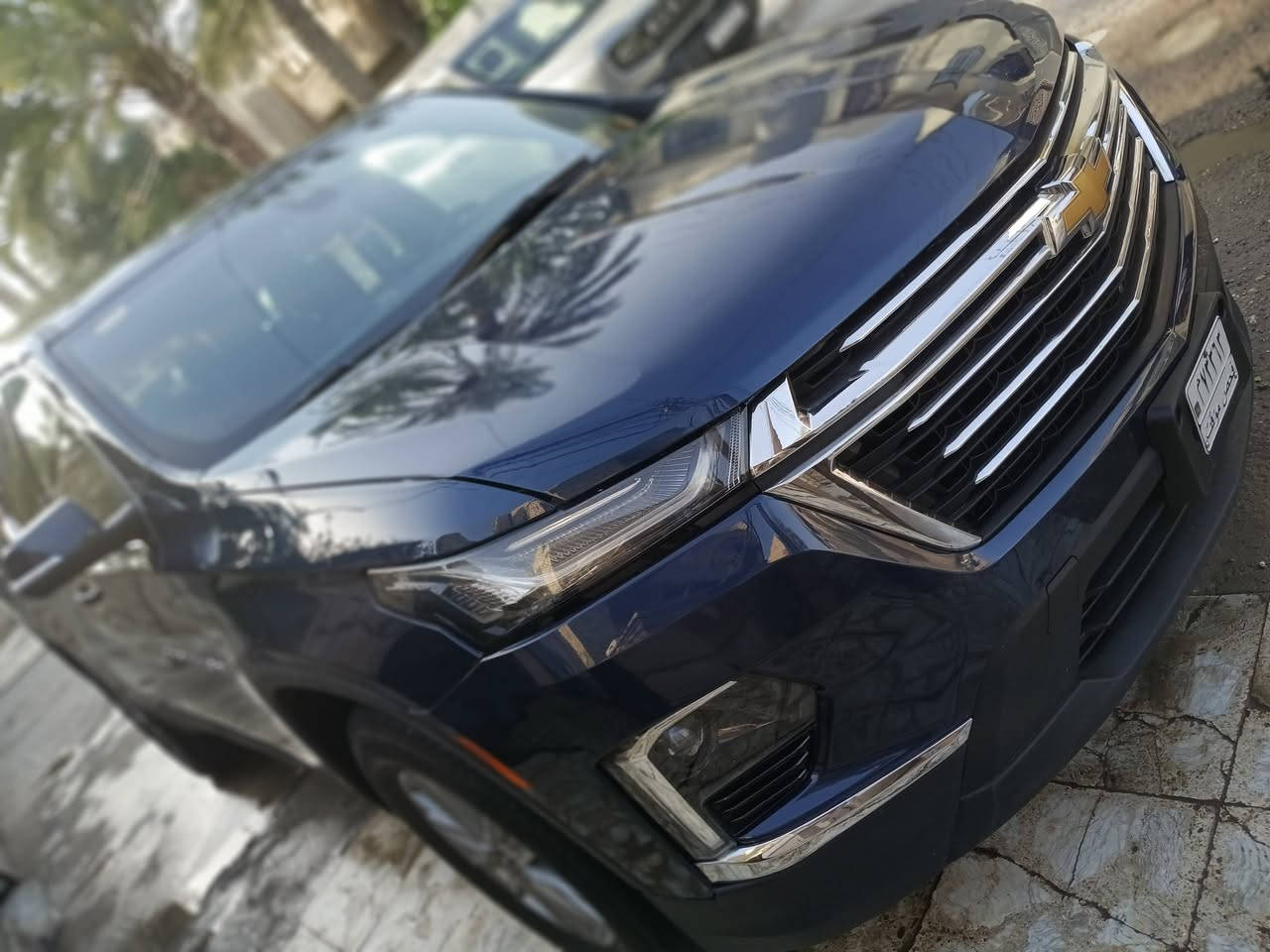 السلام عليكم رمضان كريم عليكم
ترافرس موديل 23 
مواصفات Lt2  معروفة 
مفتاح التشغيل بصمة وتشغيل عن بعد 
3 قطع تبريد 
5 بصمات ابواب 
صندوق كهرباء 
كشانات الامامية كهرباء 
تدفئة بالكشنات 
تدفئة مقود 
سايد بريك بصمة 
شاحن موبايل واير ليس 
مخارج UBS
رادار امامي + تحديد مسار 
رادار جانبي نظام النقاط العمياء 
اشارة بالمرآة 
شاشة قاصة تدعم نظام الاندروي
كشافات امامية زنون 
حجم الاطارات 18 انج ويل كب 
حجم المحرك 6 سلندر  3600 
ناقل الحركة 9 نمر 
عداد المسافات الحالي ١٥ الف مايل 
السيارة رقم فحص بسمي تترقم جميع المحافظات
الضرر جاملغات خلفيه وجنطه وبنيد
ايرباك كشن + بردات ضارب 
جميع صور المزاد والتصليح عندي 
عنوان بغداد رقم اله*********** بي وتساب
