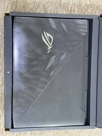 شرق أوسط استخدام شخصي Asus ROG Strix بحجم كرت شاشة 6GB  مع ملحقات كامل...