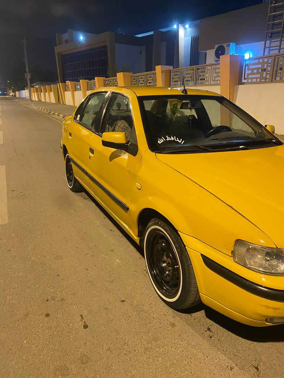 السلام عليكم سياره سمند موديل 2011 مصفره هيئه وغرامات رقم بغداد راعيها بالكوت تحويل مباشر بيها الهلالات معمره مكينتها بيها تنقيص  للبيع او المراوس السياره  مكانها كوت مركز المدينه   للاستفسار  ***********
