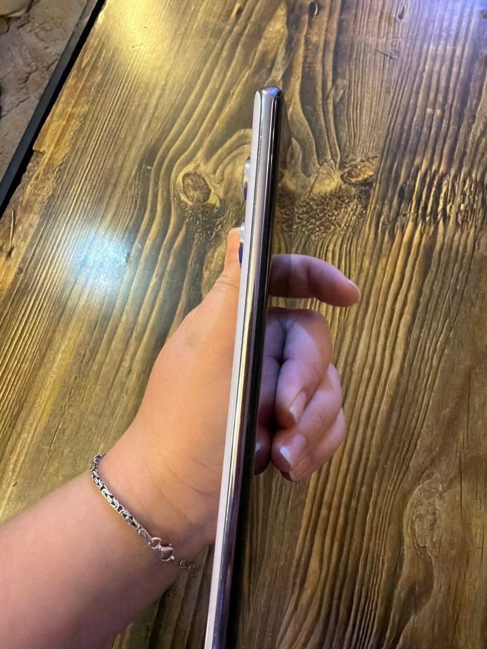 ريدمي نوت 14 برو مستخدم للبيع ذاكره 256 
رام 8 بطاريه 99 مع سماعه هديه ريدمي مجانا 
ضرر بسيط فقط كسر في الشاشه وضرر في الحواف السعر 150,000 دينار عراقي 
ملاحظه الجهاز نسخه 4g
الجهاز كامل الملحقات الشاحنه مع الكرتونه الخاصه بالجهاز


**إذا كنت صاحب هذا الإعلان وتريد حذفه لأي سبب، رجاءا أرسل رسالة إلى الدعم الفني**
