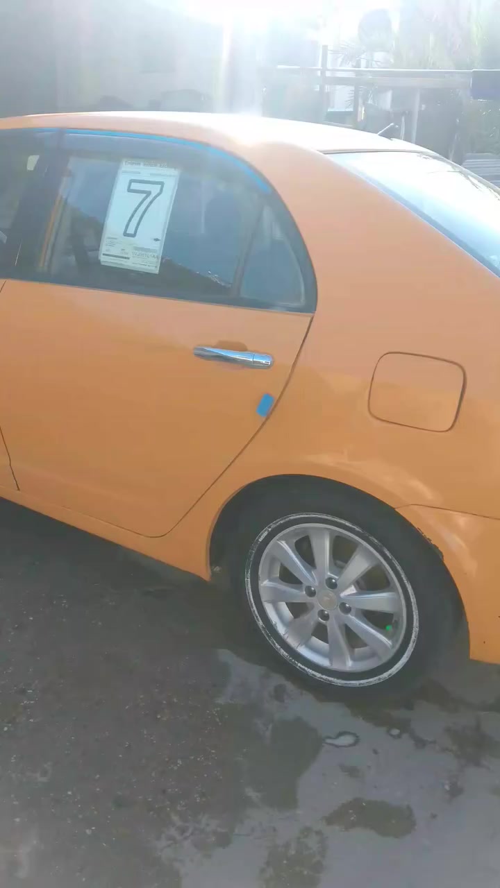 جيلي موبل موديل 12بسمي بسمي محرك وكير خيرمن الله كيرعادي سياره مصبوغه حزام سنترلوك ابشرط التراي بسمي رقم انكليزي تحويل ثاني يوم عنوان بغدادالزعفرانيه الاتصال ***********لسعر 38وبيه حك الجيه
