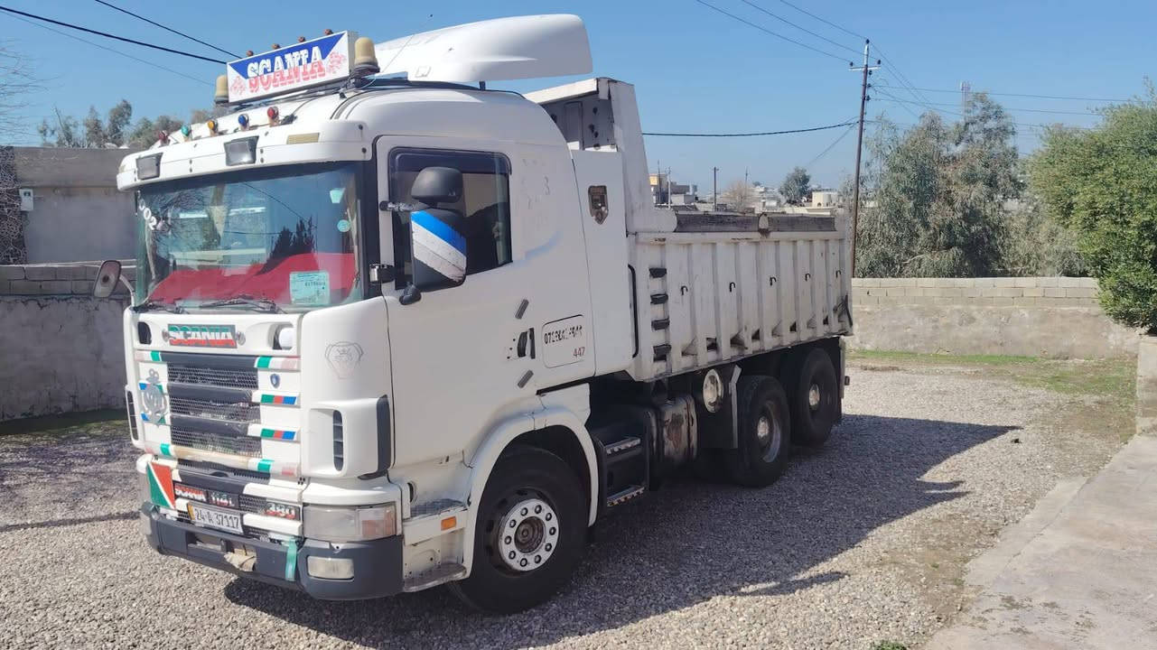 سلام عليكم كلاب بومه موديل ٢٠٠٢ سياره رقم دهوك بسمي تحويل شرط للبيع سياره جديده إب معنه الكلمه انضف من الصوره رقم الموبايل ***********
