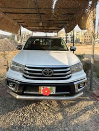 بيك آب تويوتا هايلوكس فور ويل علامة ذهبية  2016 مكفولة كفالة عامة  بأس...