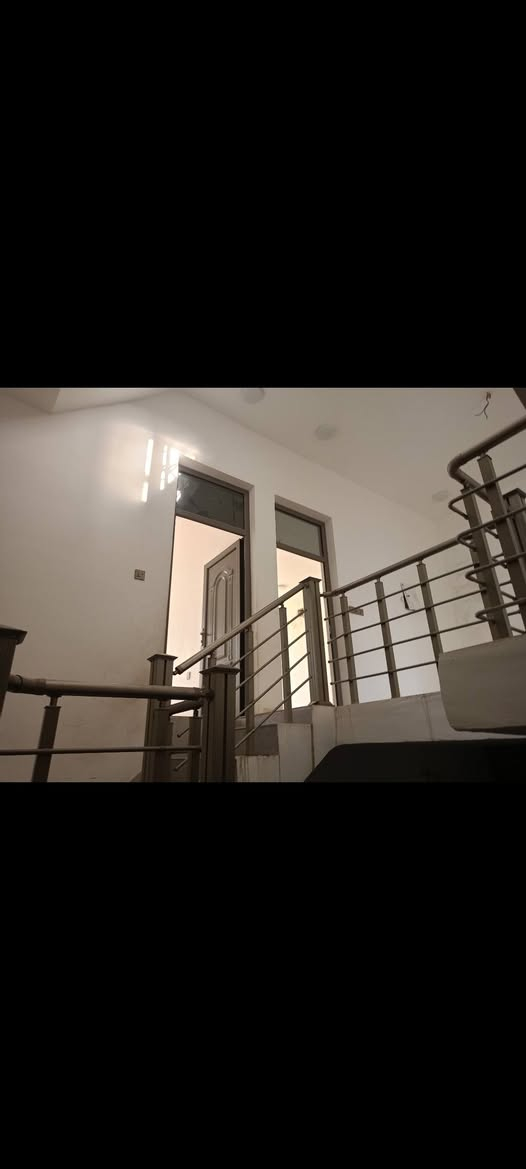 السلام عليكم
بيت 150 متر ( ايجار)
أبو منيصير حي الرضوان
قريب جدا على السريع
طابقين بناء حديث
5 غرف نوم
للاستفار التواصل مع ابو احمد ‏‪0770 973 1475‬‏
