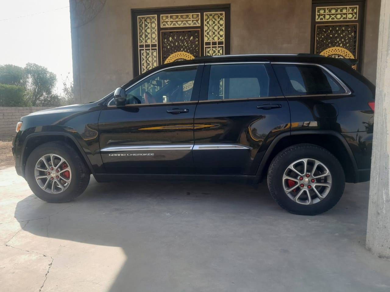 سلام عليكم سياره جيب لبيع موديل 2015 رقم بغداد شرط تحويل سياره مكفوله ماعده المذكورات بسونار 
مكان سياره واسط العزيزيه سعر السياره 215وبيه مجال الاستفسار انتصال عل رقم ***********
ملاحضه مكلف بنشر
