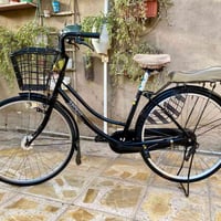 بايسكل ياباني للبيع ب٦٠ الف وبيه مجال 07716181343