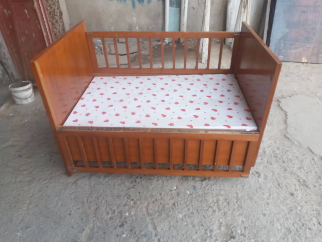 جربايه طفل صاج تزكام مستعمله وتتفصخ  طول متر و33 سم عرض 85 سم السعر 90 وبيه مجال العنوان بغداد حي الإعلام الشباب نهاية شارع سوق اميمه  صيدلية نور الشباب قرب النادي التجاري  موبايل عراقنا وتساب بي 
*********** 
***********

يوجد توصيل غير مجاني داخل بغداد فقط
