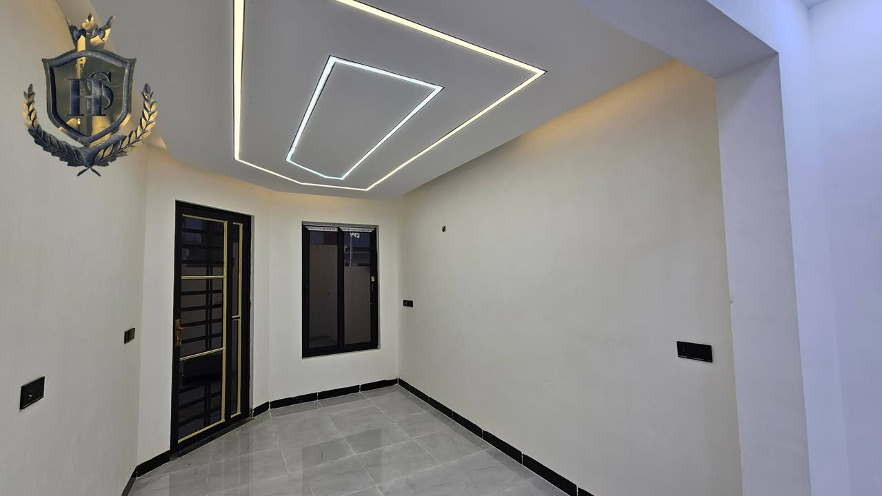 🟠دار للـــــــبيــع/
🟠الــعنـوان: حي النور قرب الاسواق
🟠الــمسـاحــة /120م     الواجــهـة / 6 م🌟
🔴طــابـقين  فــول حــديـث بـنـاء 2026
🟠طــابـق الاول /غــرفتين➕️ ➕️اسـتقـبال➕️مــطبخ مــنور➕️ ️هـول➕️كـراج➕️صحيات
🔴طــابق الـثانـي/3غــرف ➕️هـول➕️صـحـيـات
🔴سـند طـابـو شـرط الــتحويل
🟠لــمـعرفـه الــســـــعــــــر( تـــم)🌟
-------------------------------🌟

***********📞يــوجــد واتــسـاب🌟
***********📞واتــسـاب🌟

🔶 تميــــــــز بـعـــــرض عقـــــــــــــــــــارك معنا 
                و دع لـنـا الــتســويــق والــتــصويــر بــاحــتــرافــيــة.
