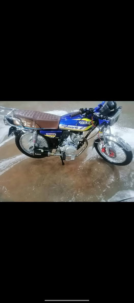 دراجه ايراني اوراق للبيع نضافه فول وفول مواصفات دراجه خير من الله  السعر مليون التواصل على هذا الرقم 771 220 5738
